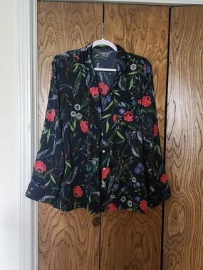 Women's Black Floral Button-Up Blouse